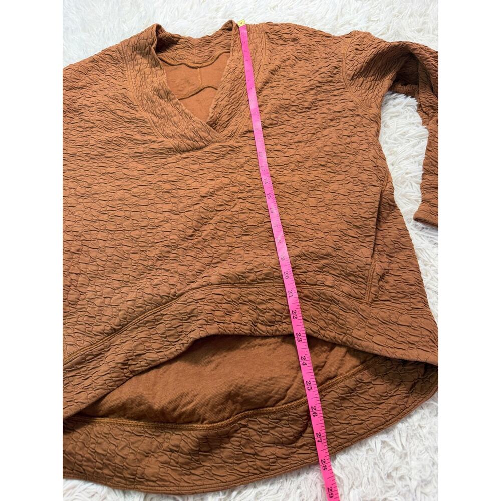 Lululemon Rippled V-Neck Pullover Copper Brown - Picture 4 of 5